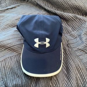 UNDER ARMOUR TENNIS/GOLF CAP